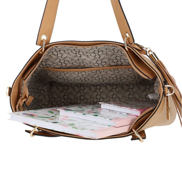 Geanta casual femei din piele eco maro model velur cu bej si buzunar exterior Nobo BSNO2102135 122