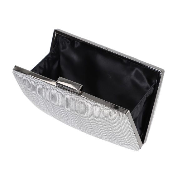Geanta evenimente de dama din material negru lucios cu maner si rama metalica Betty BS8047Z2207513 120