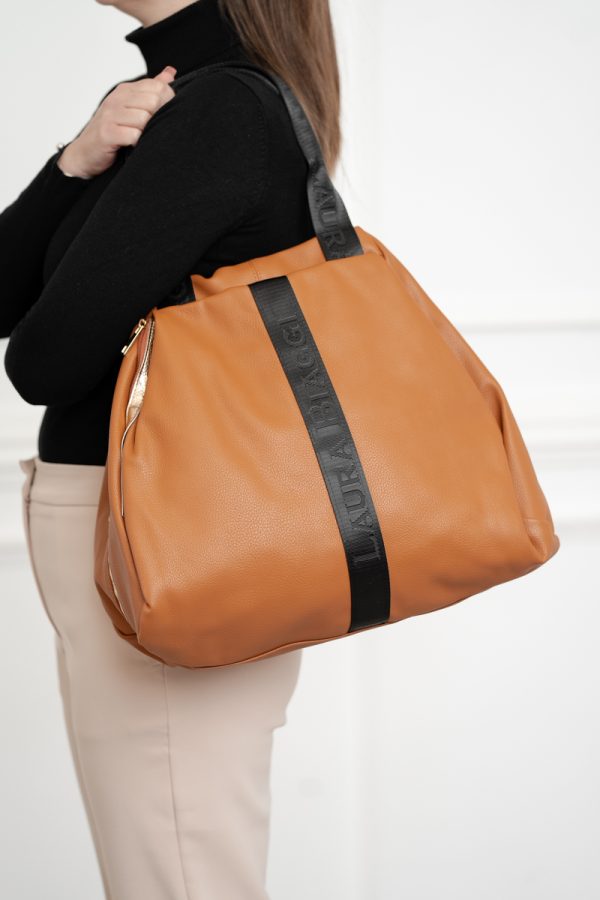 Geantă damă Shopper maro de talie mare fermoar cu auriu din piele ecologică Laura Biaggi BS975G2208214 121