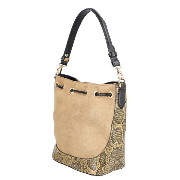 Geantă casual damă piele ecologică maro cu închidere tip sac cu șnur și bretea de umăr David Jones BS6537TS2209157 120