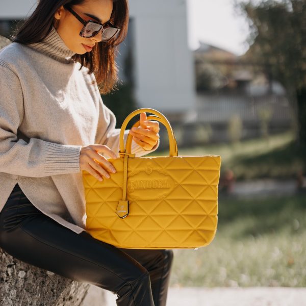 Geanta de Femei Casual, Material Impermeabil Matlasată Galbenă cu Un Compartiment Spațios și Mânere - BS267P2209062 121