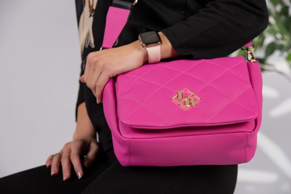 Geanta casual din piele eco matlasat roz cu un compartiment Laura Biaggi BS1137G2301034 124