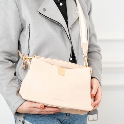 Geanta dama casual din piele ecologica bej cu trei compartimente Lulu Castagnette BS0106CA2302028