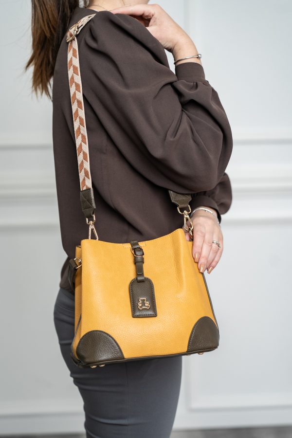 Geanta dama casual mustar cu trei compartimente Lulu Castagnette BS2385LLCA230245 120