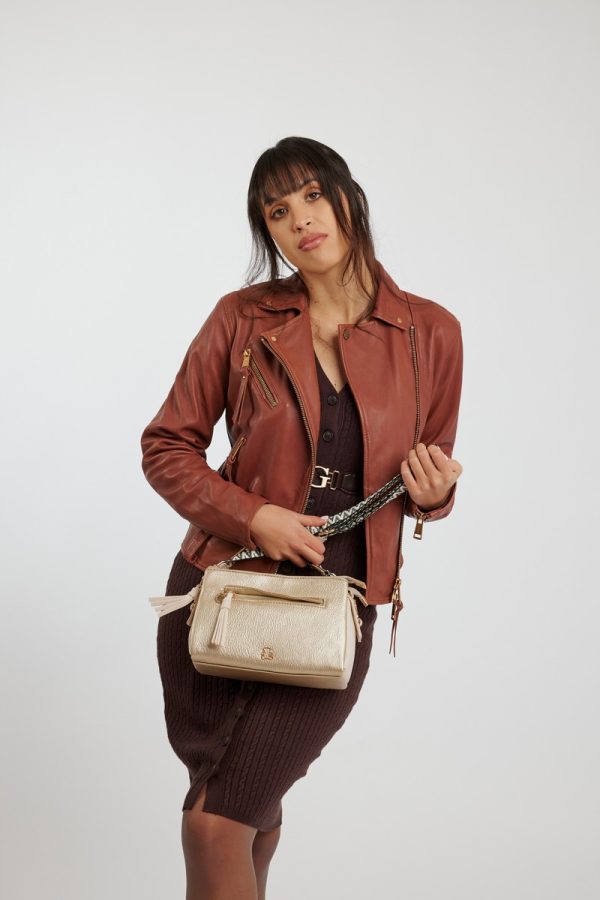 Geanta dama casual auriu cu trei compartimente Lulu Castagnette BS2312LLCA230234 119