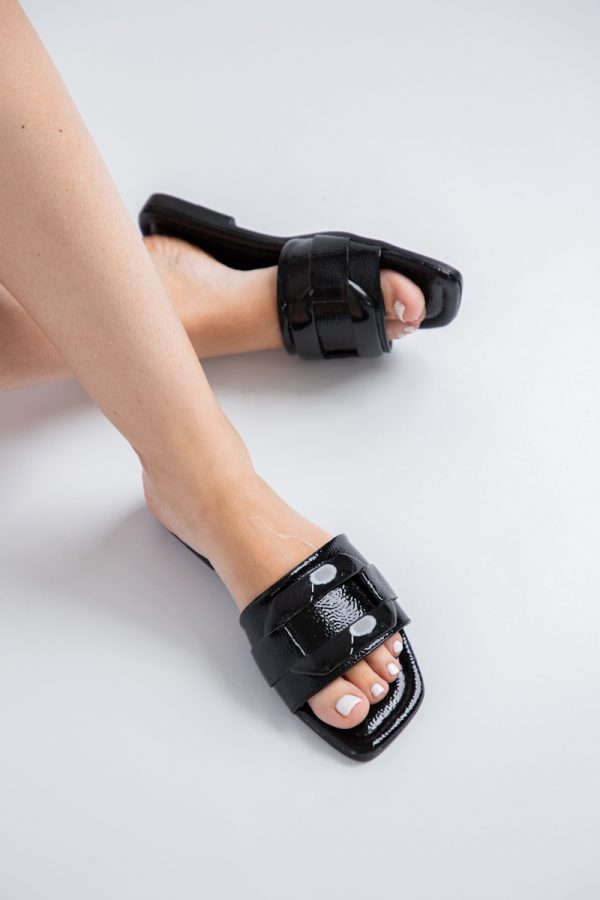 Saboti Dama Piele Ecologica cu ornamente Negru lucios BS208TR2306651 119