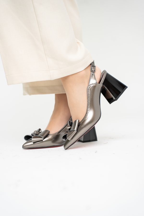 Pantofi damă cu Toc Eleganti Decupați cu Fundiță din Piele Ecologica culoare Platină - BS12000D2405485 121
