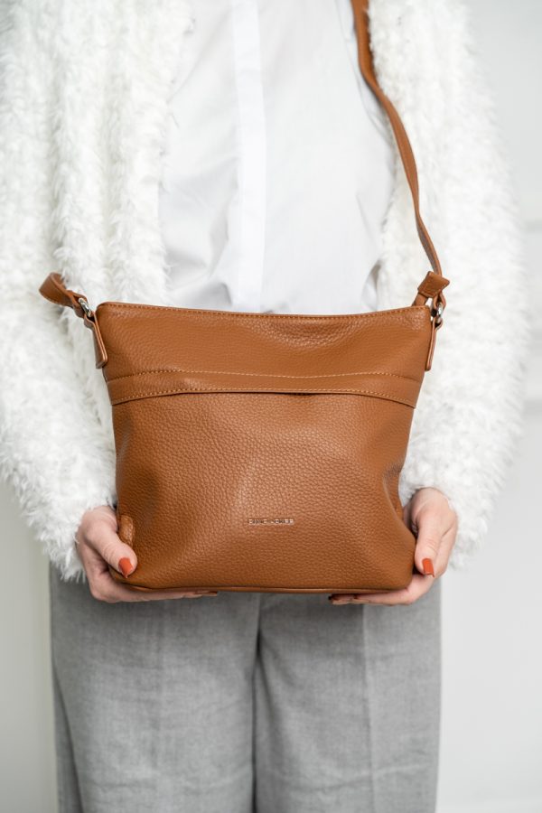 Geanta casual femei tip postas din piele ecologica Maro David Jones (BS7013DJ2309907) 119
