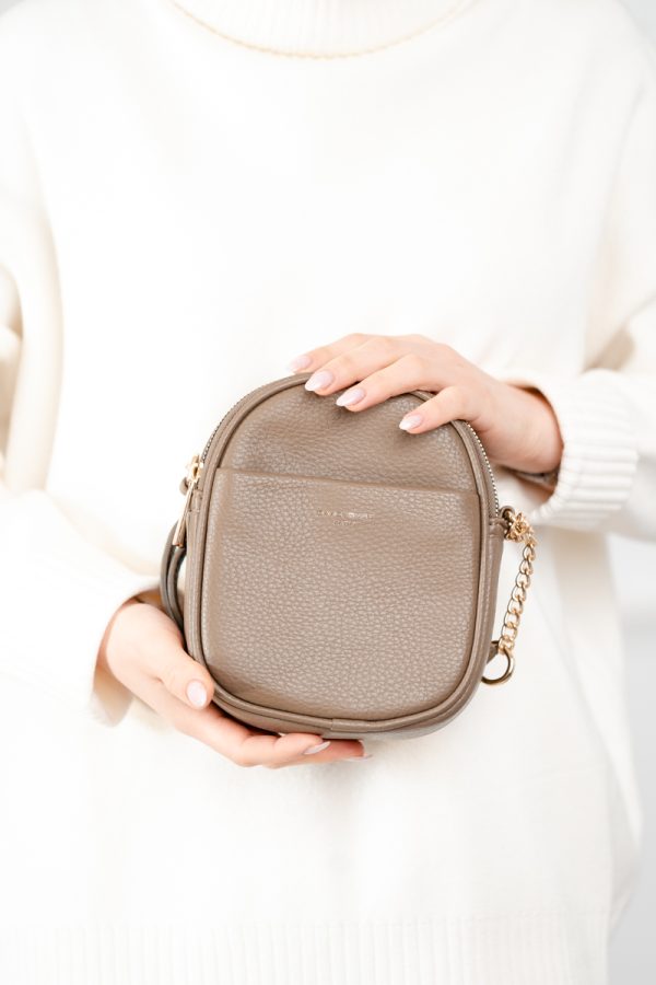 Poseta femei casual de umar din piele ecologica taupe David Jones BS7000DJ2309920 121