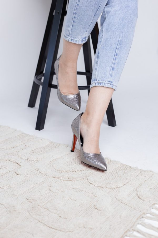 Pantofi Dama cu Toc subtire stiletto argintiu cu model (BS799AY2309101) 124