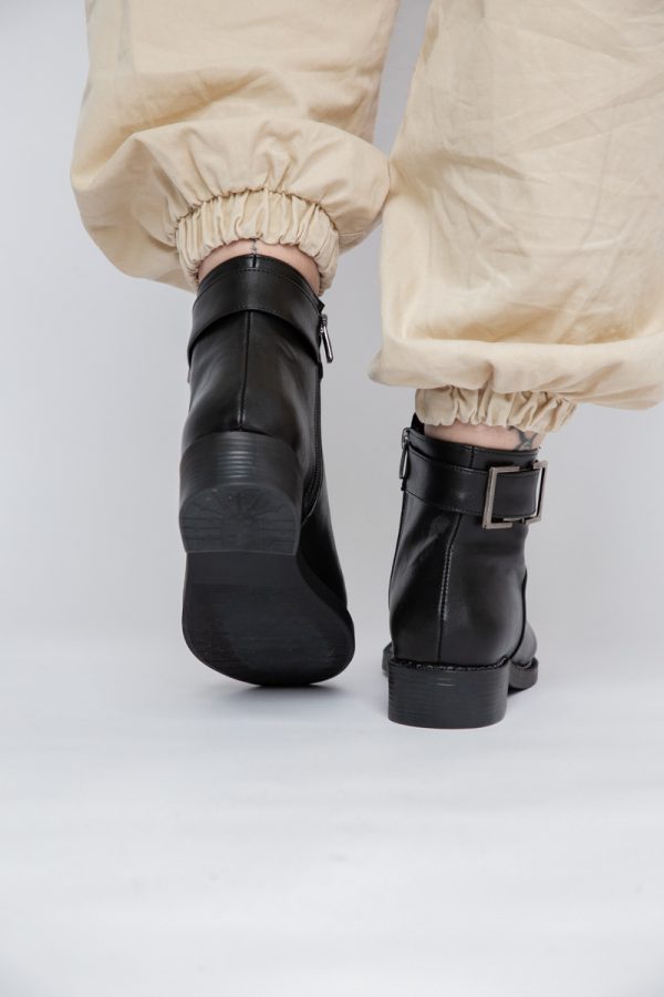Ghete Damă cu Fermoar Piele Ecologică culoare Negre BS225BT2312037 125