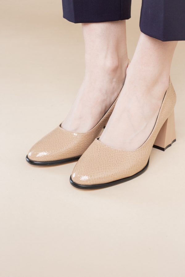 Pantofi cu Toc Gros Piele Ecologica Texturată Varf Rotund culoare Bej lucios(BS6122AY2401557) 123