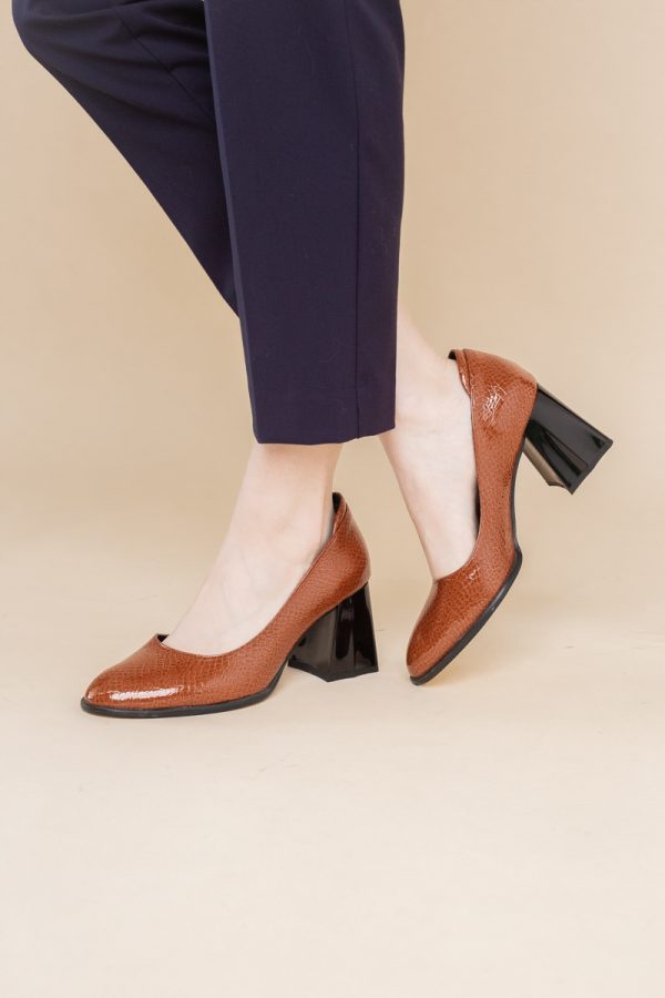 Pantofi cu Toc Gros Piele Ecologica Texturată Varf Rotund culoare Maro lucios(BS6122AY2401555) 119