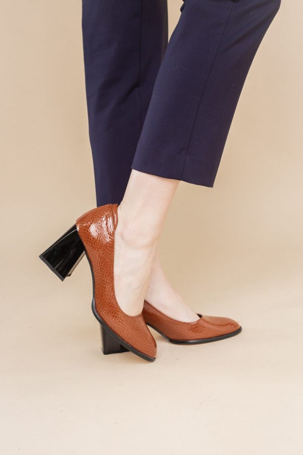 Pantofi cu Toc Gros Piele Ecologica Texturată Varf Rotund culoare Maro lucios(BS6122AY2401555) 121