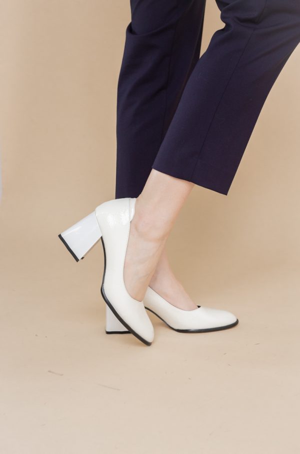 Pantofi cu Toc Gros Piele Ecologica Texturată Varf Rotund culoare Alb lucios(BS6122AY2401556) 121