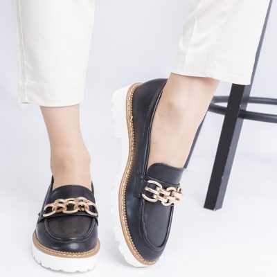 Mocasini damă casual piele ecologică cu elemente metalice Negru (BS1723G2401667)