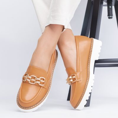 Mocasini damă casual piele ecologică cu elemente metalice Maro(BS1723G2401669)
