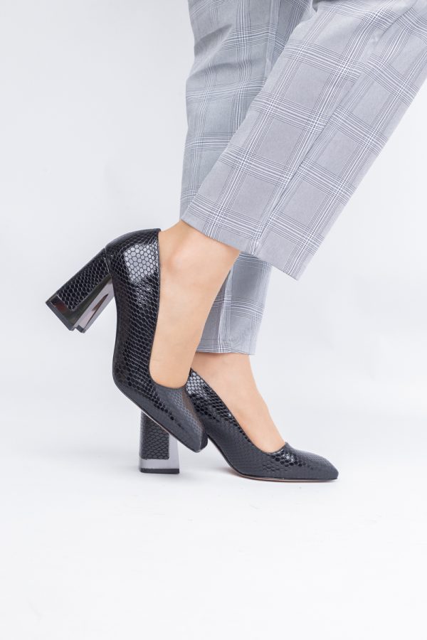 Pantofi Damă cu Toc Gros din Piele Ecologică texturată negru BS20AY2402726 119