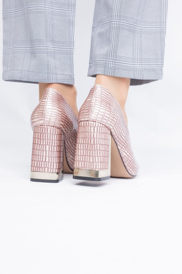 Pantofi Damă cu Toc Gros din Piele Ecologică texturată roz sampanie BS20AY2402730 121