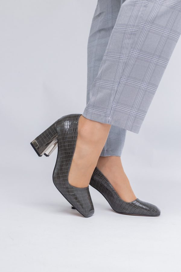 Pantofi Damă cu Toc Gros din Piele Ecologică texturată kaki BS20AY2402729 119