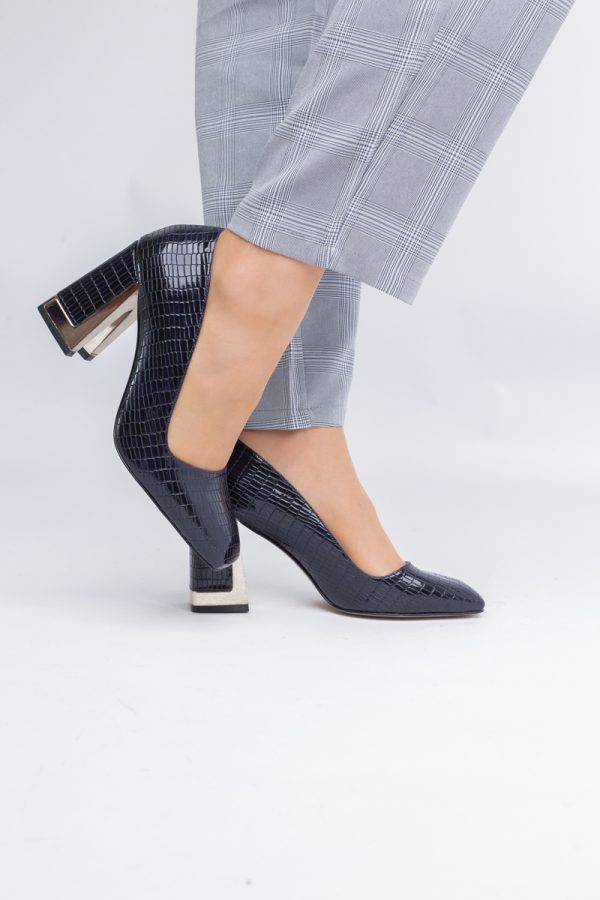 Pantofi Damă cu Toc Gros din Piele Ecologică texturată bleumarin BS20AY2402728 119