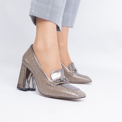 Pantofi Damă cu Toc Gros din Piele Ecologică texturată taupe BS25AY2402719