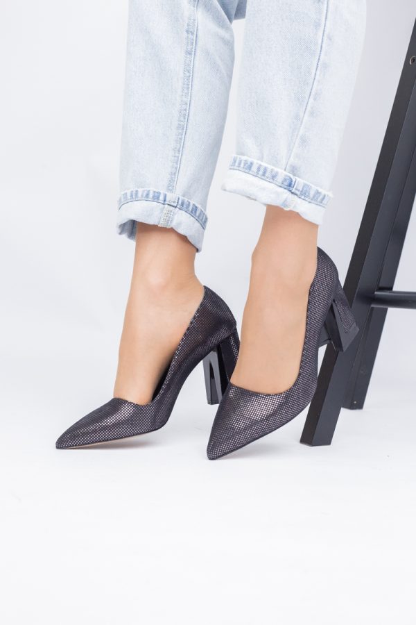 Pantofi Damă cu Toc Gros din Piele Ecologică texturată platina BS02-1AY2402744 119