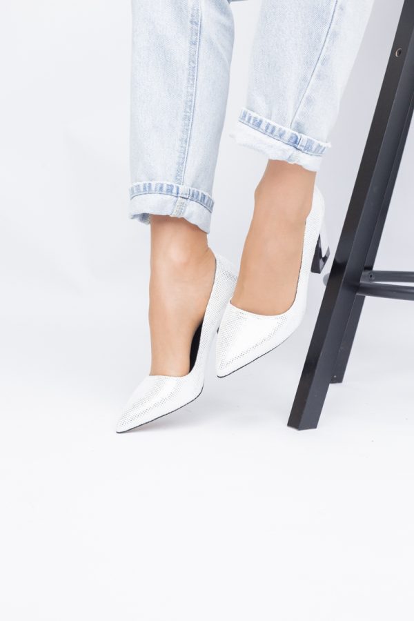 Pantofi Damă cu Toc Gros din Piele Ecologică texturată argintiu BS02-1AY2402743 119