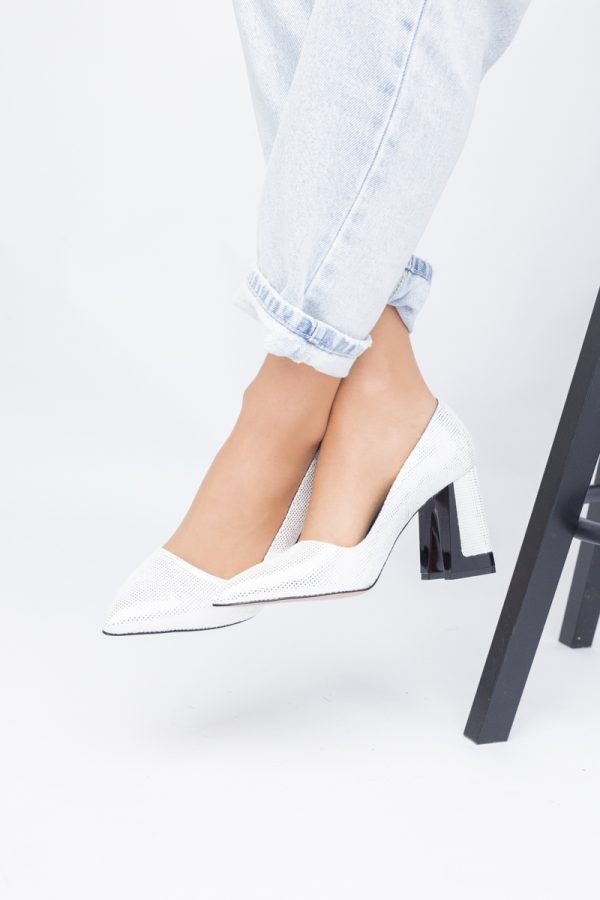 Pantofi Damă cu Toc Gros din Piele Ecologică texturată argintiu BS02-1AY2402743 125