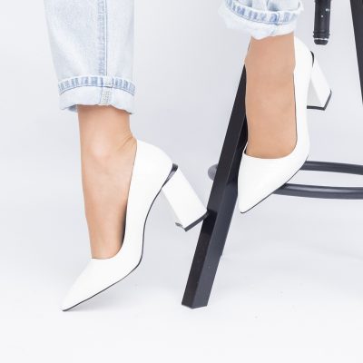 Pantofi Damă cu Toc Gros din Piele Ecologică texturată Alb BS02AY2402742