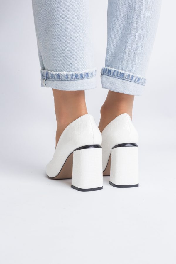 Pantofi Damă cu Toc Gros din Piele Ecologică texturată Alb BS02AY2402742 121