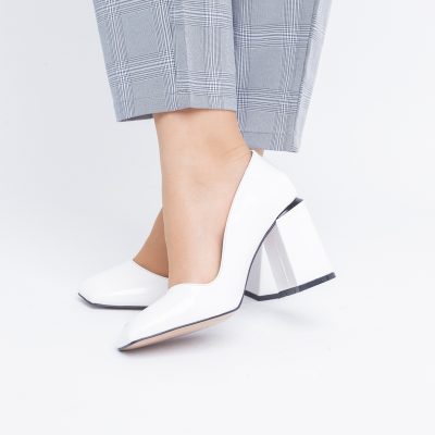 Pantofi Damă cu Toc Gros din Piele Ecologică texturată alb lac BS01AY2402748