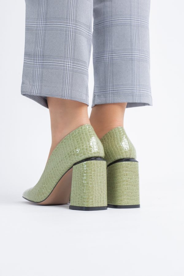 Pantofi Damă cu Toc Gros din Piele Ecologică texturată verde lac BS01AY2402751 123