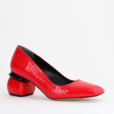Pantofi Damă cu Toc Jos din Piele Ecologică Roșu lac BS105AY2402714