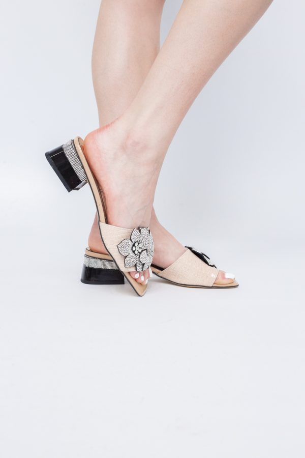 Saboți cu toc jos pentru femei, cu un design floral și detalii strălucitoare, piele ecologică culoare Bej BS90TR2403864 119