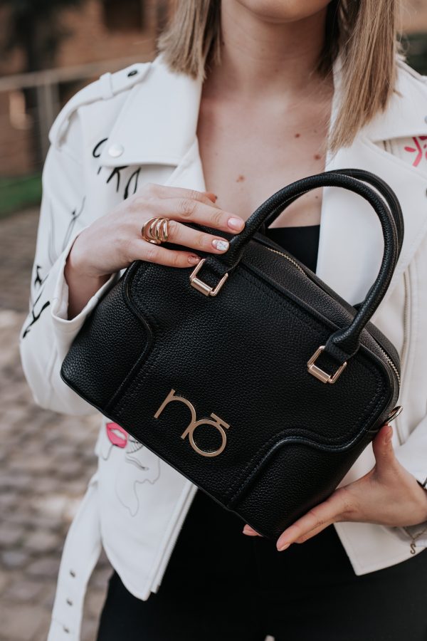 Geantă casual de femei dreptunghiulară Neagră Nobo NBAG-R0700-C020 119