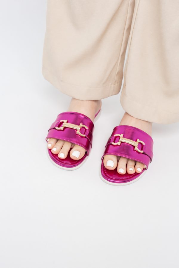 Saboți pentru Femei cu Elemente Metalice din Piele ecologică Fuchsia Metalic (BS140TR2404112) 121