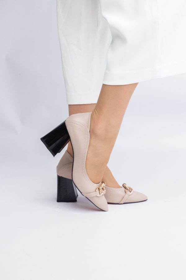 Pantofi Damă cu Toc Gros din Piele Ecologică cu Elemente Metalice Taupe(BS2004D2402774) 121