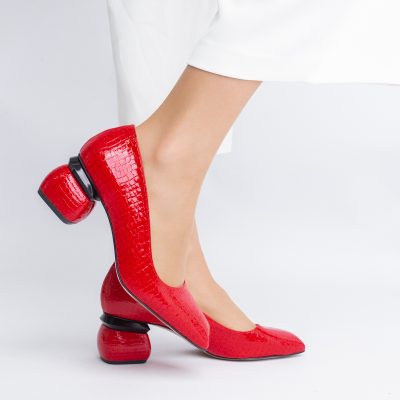 Pantofi Damă cu Toc Jos din Piele Ecologică Roșu lac BS105AY2402714