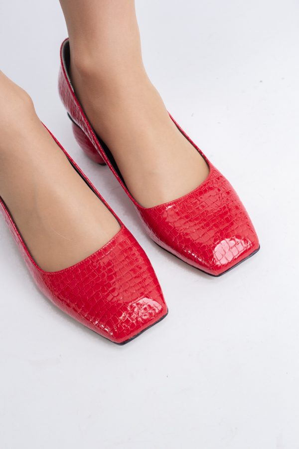 Pantofi Damă cu Toc Jos din Piele Ecologică Roșu lac BS105AY2402714 123