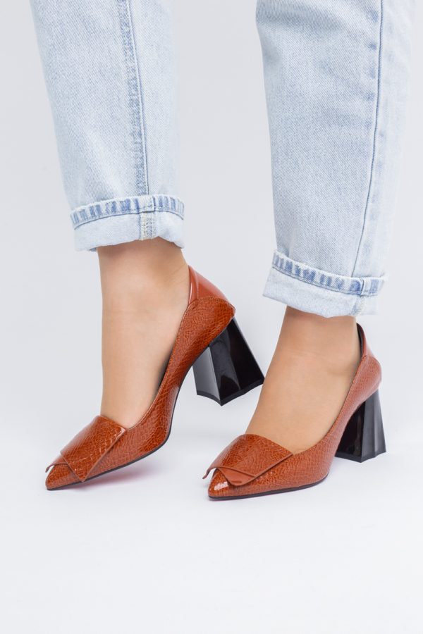 Pantofi Damă cu Toc Gros din Piele Ecologică Maro (BS2002D2403830) 119