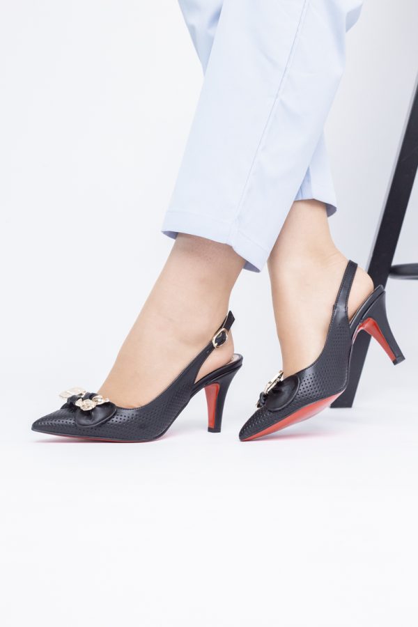 Pantofi Damă cu Toc Subțire din Piele Ecologică cu Elemente Metalice Negri (BS700AY2402786) 121