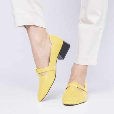 Pantofi Damă cu Toc Jos din Piele Ecologică Galben (BS501D2403839)