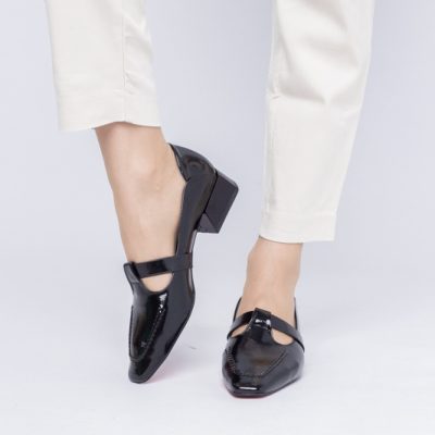 Pantofi Damă cu Toc Jos din Piele Ecologică Negru Lucios (BS501D2403850)