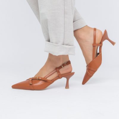 Pantofi Damă cu Toc Subțire din Piele Ecologică cu cataramă maro mat BS100AY2404146