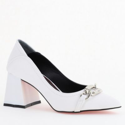 Pantofi Damă cu Toc Gros din Piele Ecologică cu Elemente Metalice Alb (BS2004D2403836)