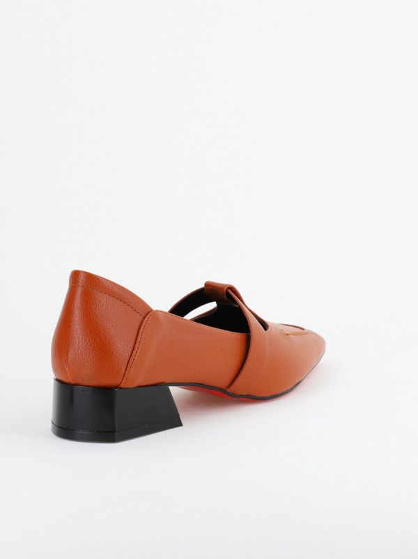 Pantofi Damă cu Toc Jos din Piele Ecologică Maro Mat (BS501D2403847) 125