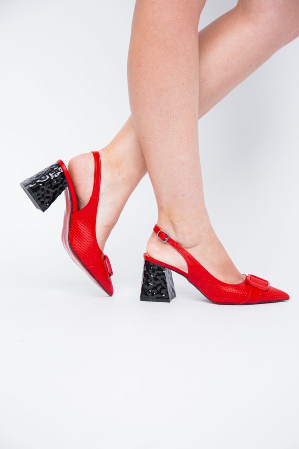 Pantofi Dama decupați cu Toc Piele Ecologica cu perforații roșu mat (BS767AY2404159) 119