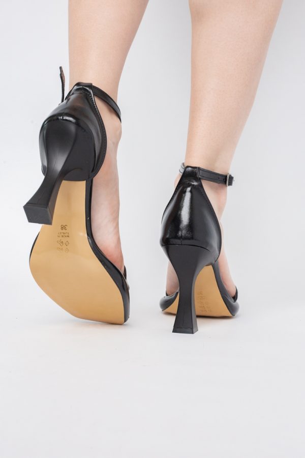 Sandale elegante pentru femei cu toc subțire din piele ecologică de culoare negru (BS001HSN2404179) 121