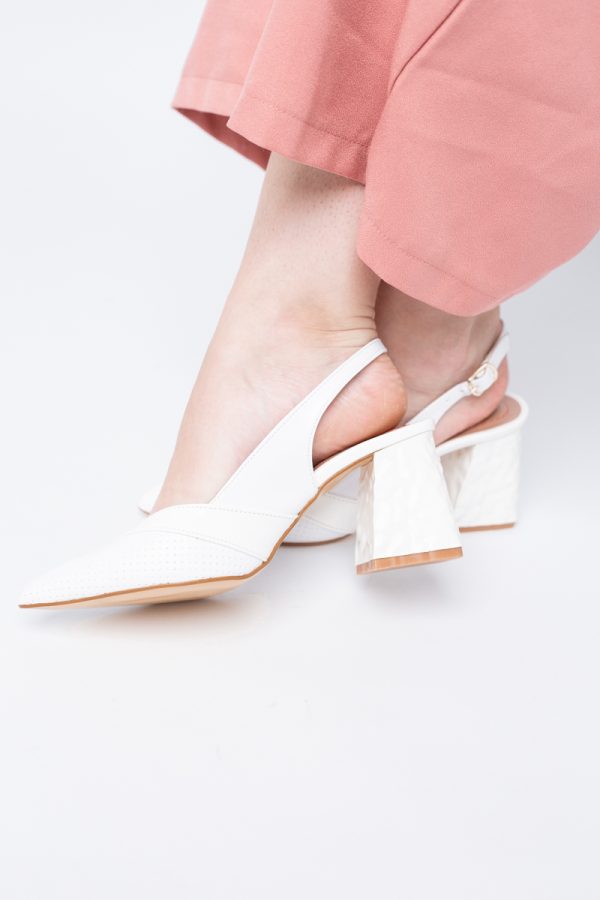 Pantofi Dama decupați cu Toc Piele Ecologica cu perforații alb BS771AY2404170 119